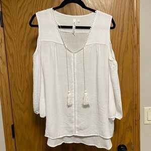 NY COLLECTION COLD SHOULDER WHITE SUMMER BEACHY BLOUSE - L
